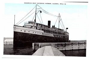Postcard BOAT SCENE Algoma Wisconsin WI AT7684