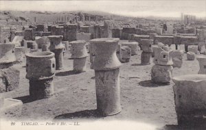 Tunisia Ruines Romaines de Timgad Pilons a Ble