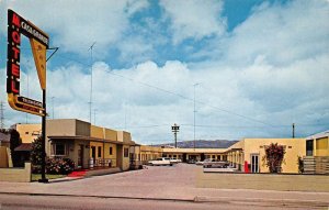 Petaluma California The Casa Grande Motel Exterior, Photochrome Postcard U2641