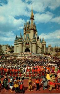 Florida Walt Disney World Cinderella Castle With Mickey Mouse and Cast Of Tho...