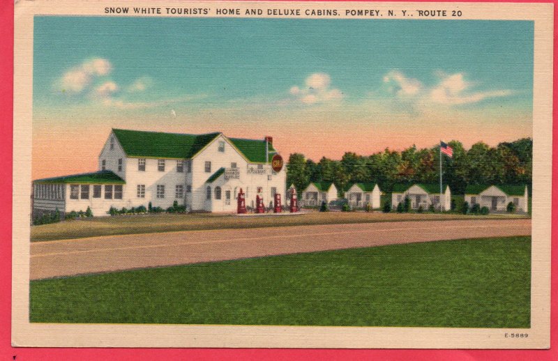 12674 Snow White Tourist Home & Gulf Gas Station, Pompey, New York 1950