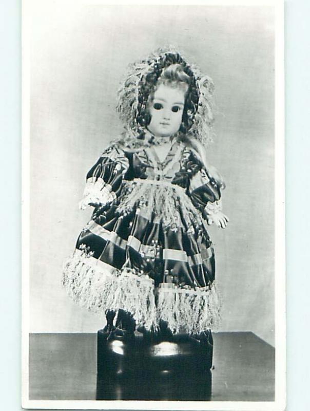 Old rppc FRENCH JUMEAU DOLL AT MUSEUM Warwick - Warwickshire UK t2115-12