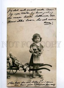 244086 GREETING Little Girl SELLER of Flowers Vintage PHOTO PC