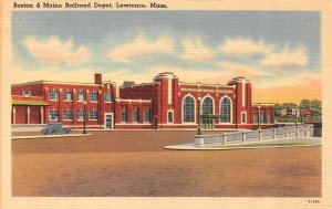 Lawrence, MA Massachusetts  BOSTON & MAINE RAILROAD DEPOT Train Station Postcard