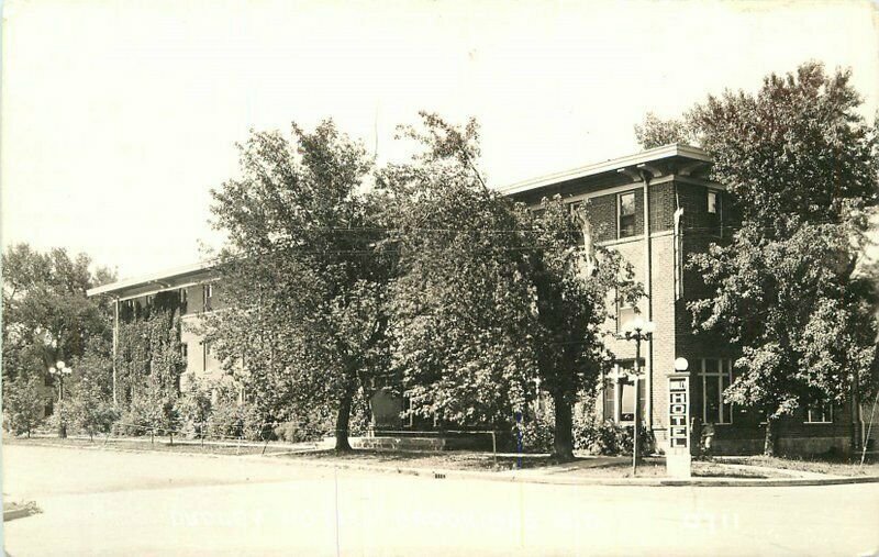 Brookings South Dakota Dudley Hotel 1940s #0711 RPPC Photo Postcard 21-749