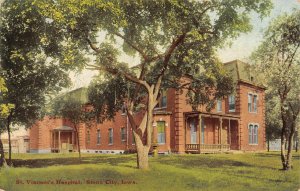 Sioux City, IA Iowa   ST VINCENT'S HOSPITAL   1911 Vintage Postcard