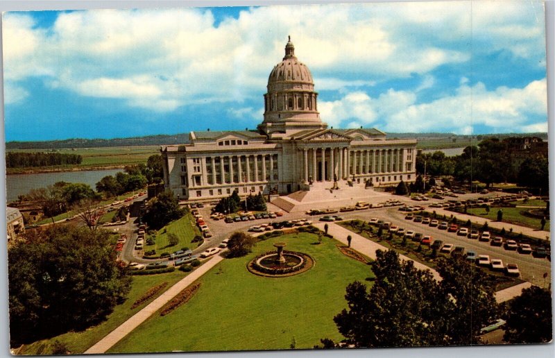 Postcard Jefferson City State Capitol Building facing south