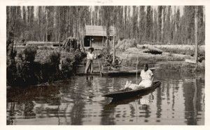 Vintage Postcard Xochimilco Floating Gardens Girl Boating Selling Flowers Mexico