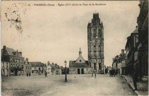 CPA VERNEUIL-sur-AVRE Eglise et la Place de la Madeleine (1160537)