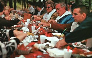 Postcard Cabbage Island Clambakes Linekin Bay Restaurant Boothbay Maine ME