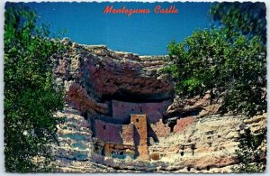 Postcard - Montezuma Castle - Arizona