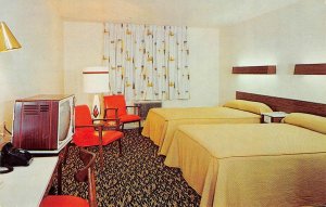 Linden, New Jersey SWAN MOTEL Mid-Century Modern Room, TV 1950s Vintage Postcard