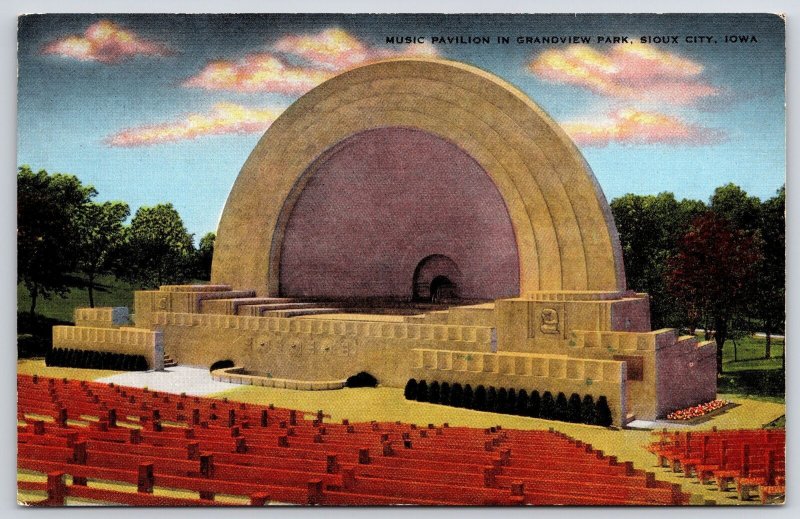 Music Pavilion Grandview Park Sioux City Iowa Band Shell Amphitheater Postcard