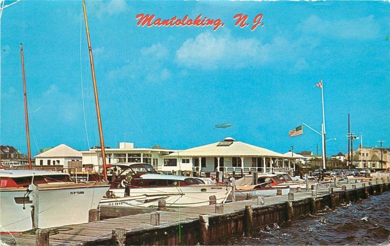 Postcard New Jersey Mantoloking 1950sThe Yacht Club Parlin Color 23-450