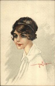 Beautiful Young Woman Stunning Eyes GOLIA c1920 Italian Postcard