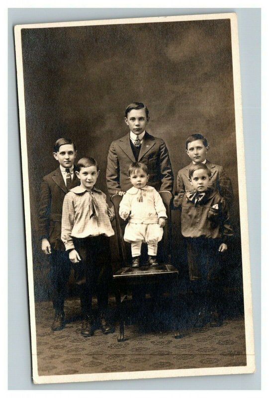 Vintage 1910's RPPC Postcard Portrait of Family of 6 Young Children