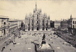 Italy Milano Place de la Cathedrale Photo