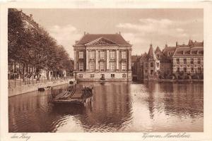 B93864 den haag mauritshuis   netherlands