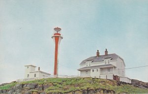 Lighthouse , Cape Forchu , YARMOUTH , Nova Scotia , Canada , 50-60s