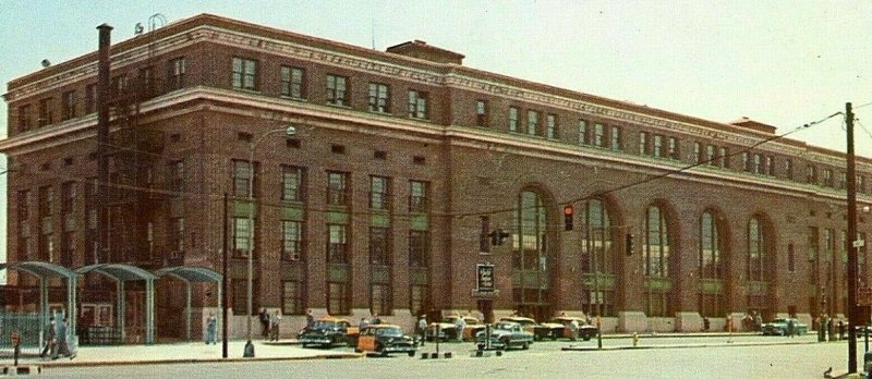 Postcard View of New Haven Railroad Station in New Haven, CT.