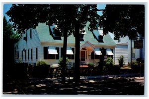 1963 Exterior View Dinner Bell Inn Building Dover Delaware DE Vintage Postcard 