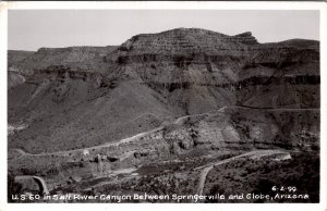 In Salt River Canyon Between Springerville and Globe Arizona  RPPC Postcard Z26