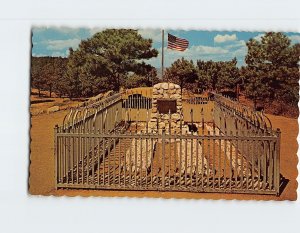 Postcard Buffalo Bills Grave at the top of Lookout Mountain Golden Colorado USA