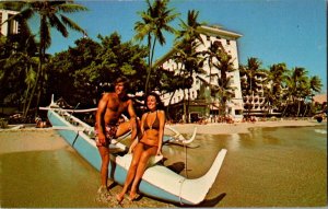 The Moana Sheraton's Hotel Waikiki Beach Hawaii Postcard Standard View Card