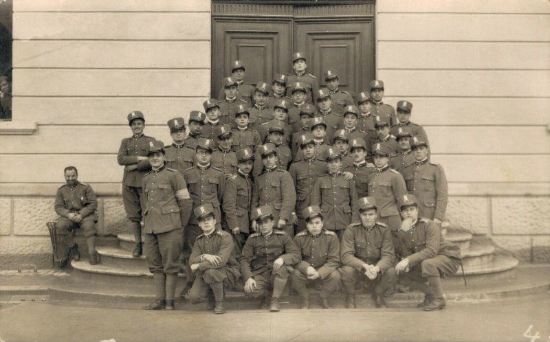 Military Group RPPC Italy World War 1 Soldiers  06.10 