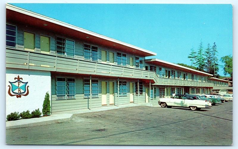 Postcard ME Bar Harbor Frenchman's Bay Motel c1950's Old Cars L11