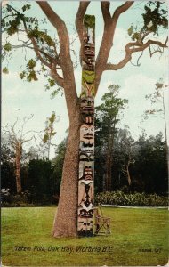 Totem Pole Oak Bay Victoria Vancouver Island Indigenous Carvings Postcard G12