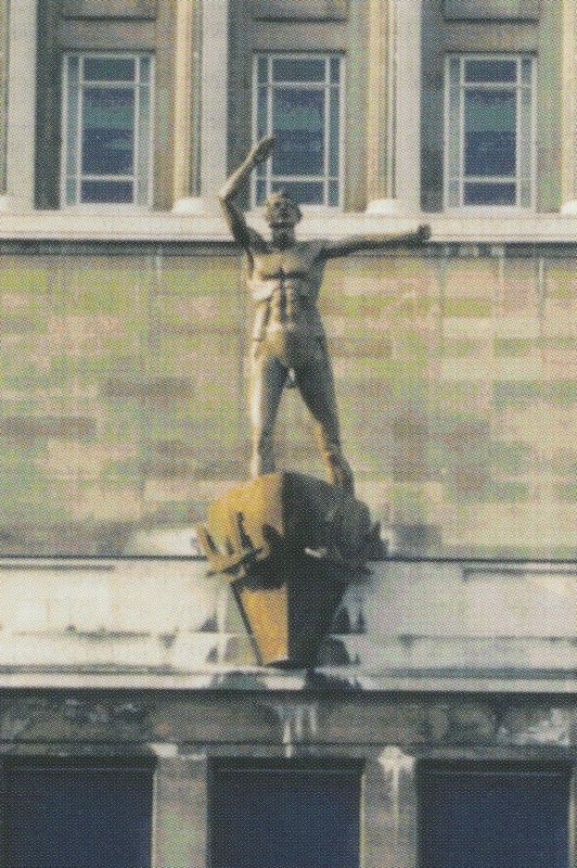 Jacob Epstein Liverpool The Spinners Statue Rare Trade Card