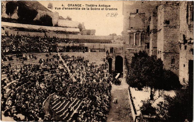 CPA ORANGE - Theatre Antique - Vue d'ensemble de la Scene et Gradins (511802)