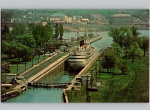 c1960 SS South American Ship Soo Locks Sault Ste Marie Michigan MI Postcard