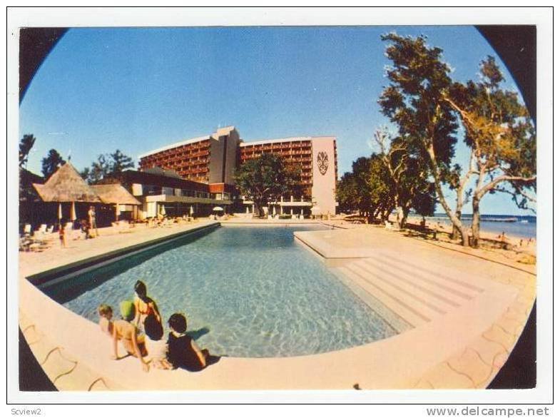 New Caledonia / NOUMEA, Royal Castle Hotel swimming pool, 50-60s