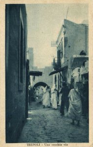 PC LIBYA, TRIPOLI, UNA VECCHIA VIA, Vintage Postcard (b40070)