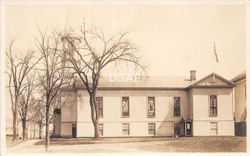 <A14> MAINE Me Real Photo RPPC Postcard c1920 DEXTER? Church Building 