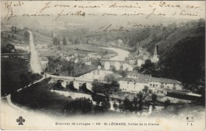 CPA Env. de LIMOGES - St-LÉONARD Vallée de la VIENNE (122445)