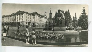 465963 USSR 1972 year Moscow monument to Lenin in Kremlin real posted to Germany