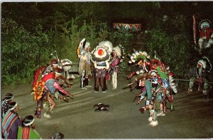 Chrome INDIAN SCENE Wisconsin Dells - Near Baraboo & Portage WI AH8028