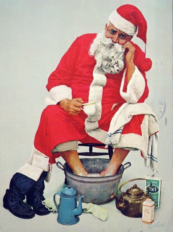 VINTAGE CONTINENTAL SIZE POSTCARD SANTA CLAUS TAKES A BREAK