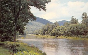 PA finest Fishing Pine Creek Gorge, Pennsylvania PA  