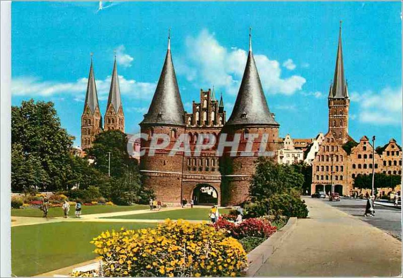 Modern Postcard Hansestadt Lubeck Blick auf St. Marien und Holsten St Petri