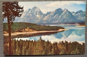 Vintage Postcard 1950-1960 Jackson Lake & Teton Range Wyoming (WY)