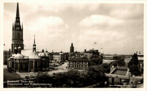 Sweden Stockholm Utsikt over Riddarholmen med Riddarholmskyrkan RPPC  08.67