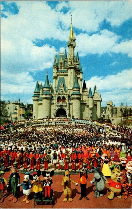 Postcard Disney World  Characters Mickey Mouse Cinderella Castle Vintage~A6