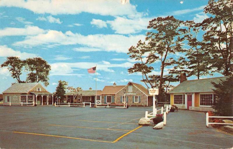 Jericho New York Milleridge Inn Street View Vintage Postcard K94567