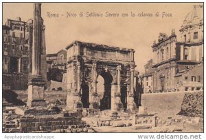 Italy Roma Rome Arco di Settimio con la colonna di Foca