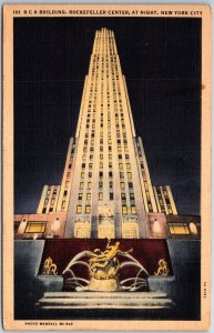 VINTAGE POSTCARD THE R C A BUILDING ROCKEFELLER CENTER AT NIGHT NEW YORK CITY