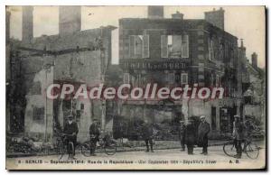 Old Postcard Senlis Rue De La Republique September 1914